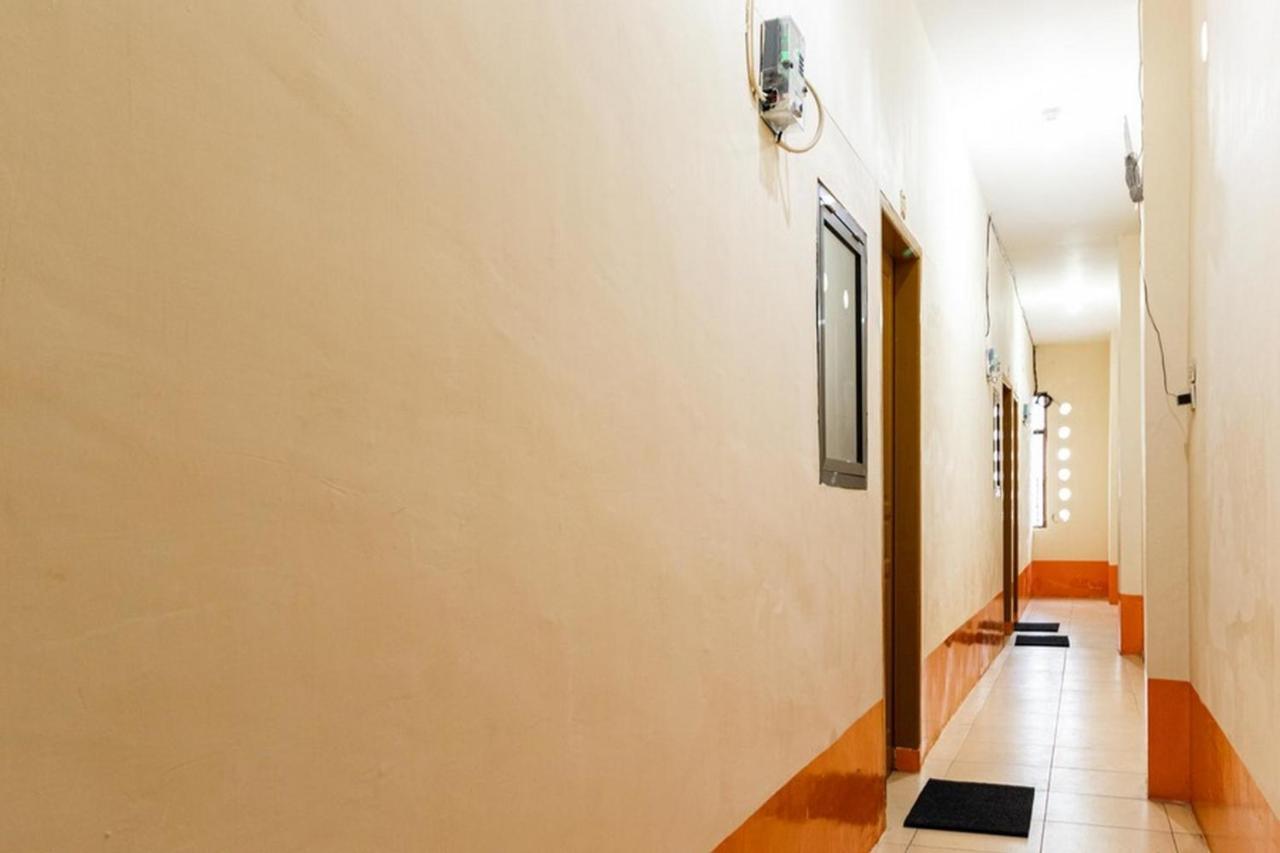 Reddoorz Syariah @ Jalan Setiabudi Medan 3 Екстериор снимка