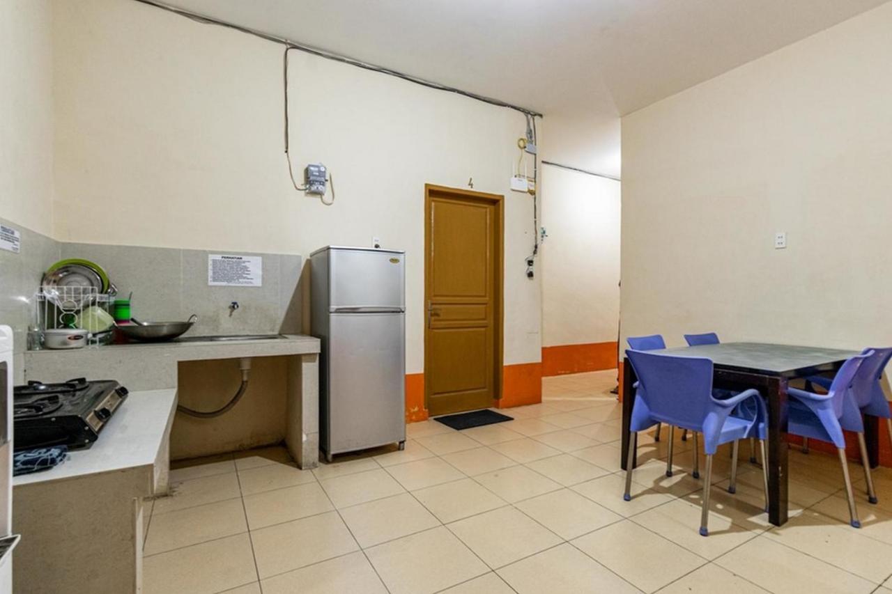 Reddoorz Syariah @ Jalan Setiabudi Medan 3 Екстериор снимка