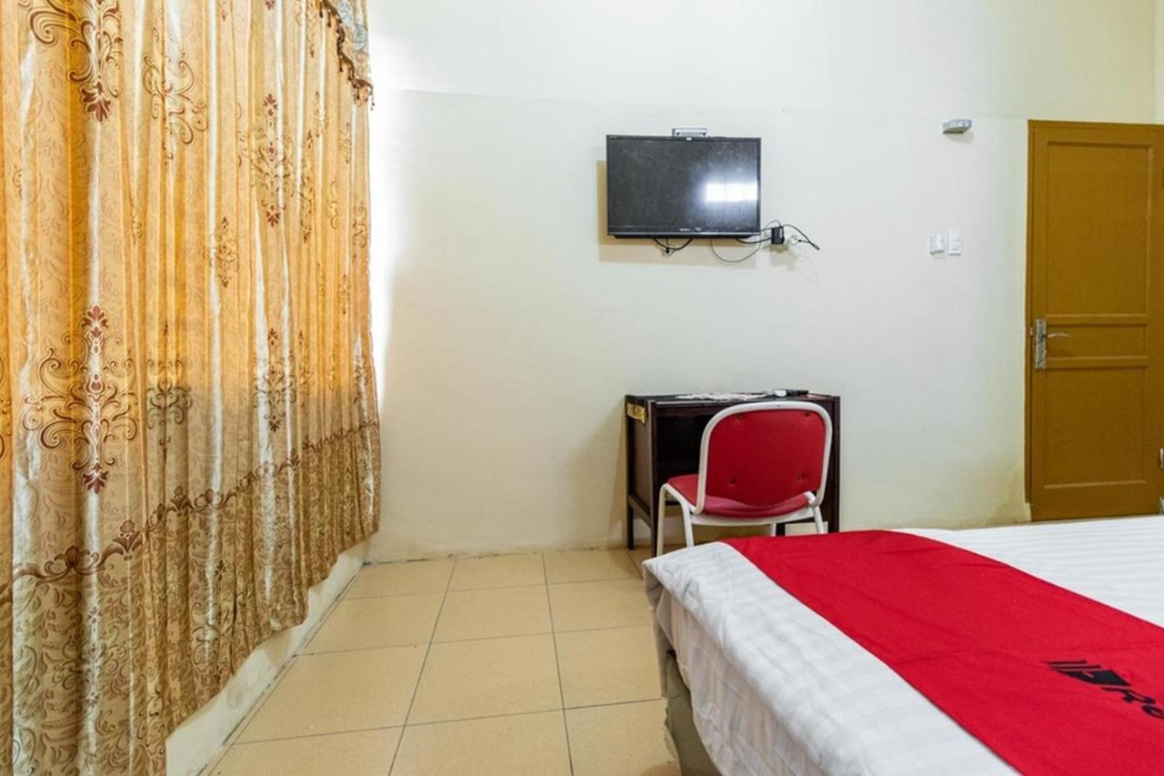 Reddoorz Syariah @ Jalan Setiabudi Medan 3 Екстериор снимка