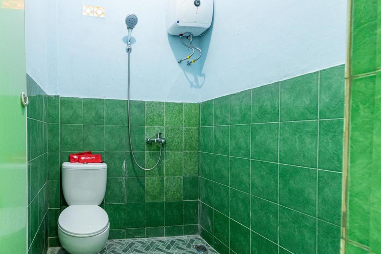 Reddoorz Syariah @ Jalan Setiabudi Medan 3 Екстериор снимка