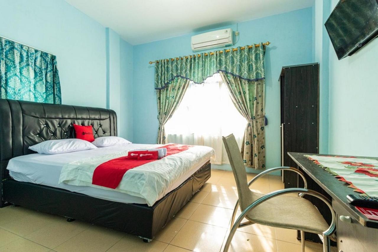 Reddoorz Syariah @ Jalan Setiabudi Medan 3 Екстериор снимка